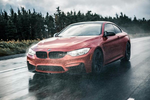 Wie können Fahrerassistenzsysteme die Reaktionszeit im Straßenverkehr verkürzen?